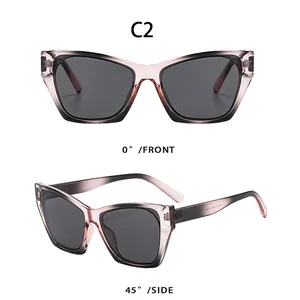 Lunettes œil-de-chat dégradé rose violet, vues de face et sous un angle de 45 degrés