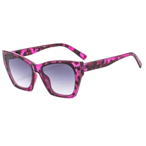 Lunettes de Soleil Œil de Chat Tendance pour Hommes Femmes Monture Oversize Rétro Protection UV400 Lunettes de Mode Extérieur