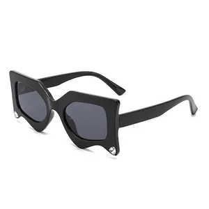Irregular Geometric Sunglasses Women Fashion Rhinestone Inlaid Gradient Lens UV400 Protection PC Frame Trendy Party Eyewear