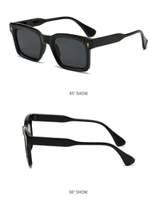 Détails des lunettes de soleil carrées noires avec accents dorés en vues à 45 et 90 degrés