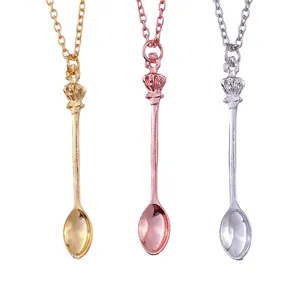 Creative Crown Spoon Pendant Necklace Alloy Electroplated Metal Long Chain Jewelry For Women Men Party Accessories Gift