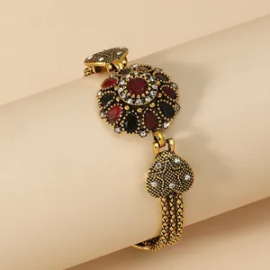 Vintage Legierung Blume Armband Mit Roten Schwarzen Edelsteinen Böhmisches Herzmuster Geflochtenes Mehrreihiges Damen Armband