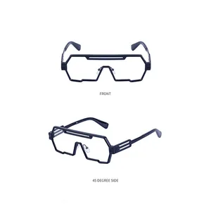 Vues de face et de profil à 45 degrés des lunettes de soleil punk géométriques noires