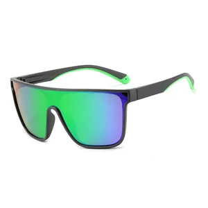 Polarized sports sunglasses with matte black frame and green-purple gradient mirror lens