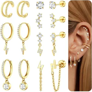 Ensemble de boucles d'oreilles en laiton doré avec zircons et breloques lune et étoile