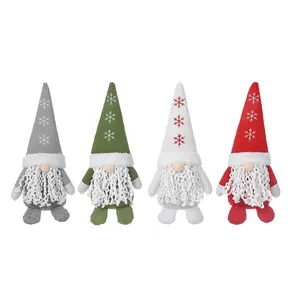Vierer-Set nordische Weihnachtswichtel mit gestrickten Schneeflockenmützen in verschiedenen Farben