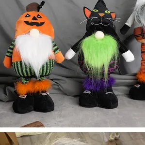 Λεπτομέρεια από ξωτικά Halloween με θέματα κολοκύθας και μαύρης γάτας από λούτρινο