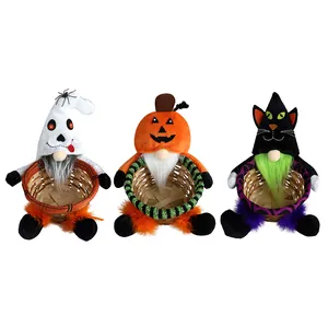 Juego de tres cestas de Halloween tejidas con peluches de fantasma, calabaza y gato negro
