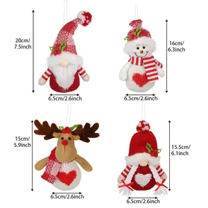 Set de adornos navideños de punto con figuras de Papá Noel, muñeco de nieve y renos