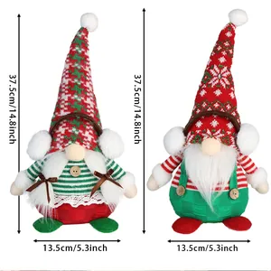 Detailmaße der 37,5 cm großen Weihnachtswichtel mit Karohüten und gestreiften Outfits