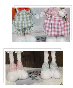 Détails de gnomes lapins de Pâques avec salopette verte à carreaux et robe rose à fleurs