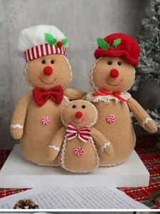 Set de 3 peluches de hombre de jengibre con gorros festivos y detalles de botones de menta