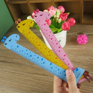 Creative Cartoon Giraffe Shape Plastic Ruler 15cm Straight Measuring Ruler With Wave Edge For Students Kids School Stationery
