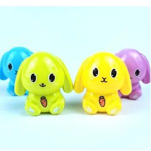 Taille-crayons mignons en forme de lapin en quatre couleurs vives pour les écoliers