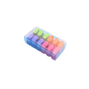 Set de doce mini subrayadores con forma de cápsula en colores vibrantes y estuche transparente