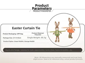 Vue détaillée des embrasses de rideaux en peluche lapin de Pâques aux tenues colorées