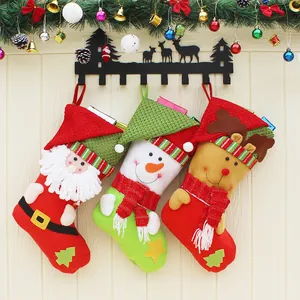 Grande Chaussette de Noël Sac Cadeau 3D Peluche Père Noël Bonhomme de Neige Renne Décoration Suspendue pour Fête