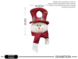 Dettaglio decorazione natalizia a pupazzo di neve fatta a mano larga 16,5 cm per porte