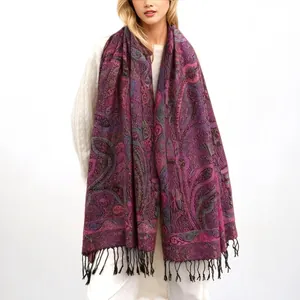 Sciarpa jacquard paisley viola scuro e bordeaux con frange nere decorative
