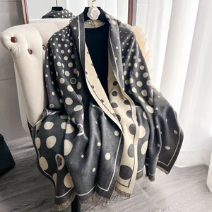 Sciarpa da Donna in Imitazione Cashmere Doppia Faccia a Pois Motivo Floreale Scialle Caldo Invernale con Nappine Avvolgente