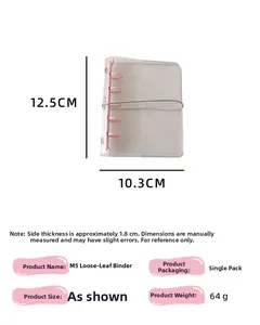 Detailansicht der transparenten M5-Mappe mit rosa Ringen und Gummizug, Größe 12,5 x 10,3 cm