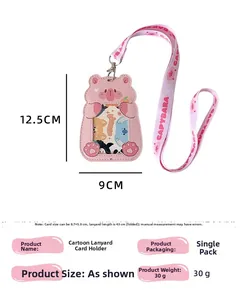 Porte-carte Capybara rose avec cordon affichant les dimensions et détails du produit