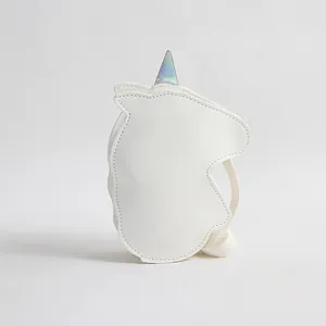 Sac bandoulière licorne blanc mignon avec corne holographique et design minimaliste