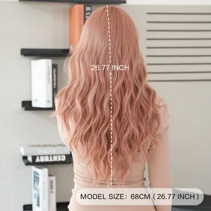 Long wavy pink brown wig with bangs, 68cm curly hairpiece for daily party use