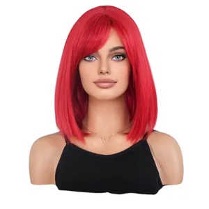 Parrucca bob rosso vibrante con frangia, elegante stile ad altezza spalle