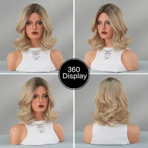 Detaillierte 360-Grad-Ansicht einer mittellangen, welligen Damenperücke in Ombré-Blond