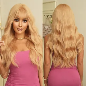 Détails de la perruque longue ondulée blond miel avec frange, vues avant et arrière