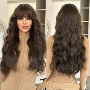 Perruque longue ondulée brun foncé avec frange pour femme, vue avant et arrière