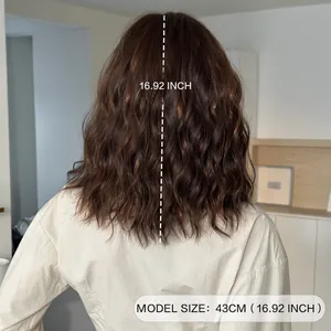 Donkerbruine krullende halflange pruik voor dames met natuurlijk volume, 43 cm lengte