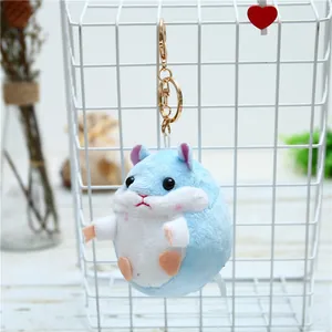 Süßer blau-weißer Hamster-Plüsch-Schlüsselanhänger mit goldenem Karabiner am Gitter