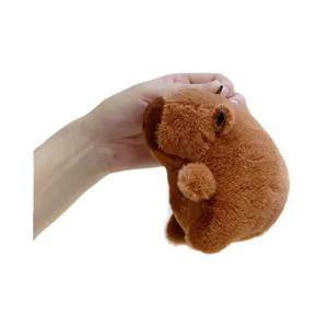 Porte-clés en peluche capybara marron mignon avec texture douce et taille compacte