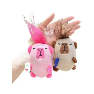 Süße Capybara Plüsch-Schlüsselanhänger in Rosa und Beige mit Langhaar-Faser und Kamm