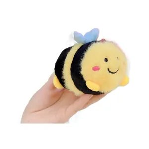 Simpatico portachiavi a forma di ape di peluche con strisce gialle e nere e ali blu