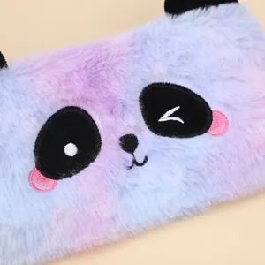 Süßes Panda Plüsch Federmäppchen mit weichem blau-violettem Kunstfell-Farbverlauf