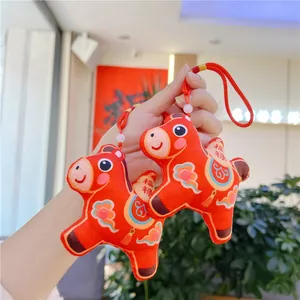 Traditioneller chinesischer Sternzeichen-Pferd Plüsch-Schlüsselanhänger mit Fulu-Stickerei