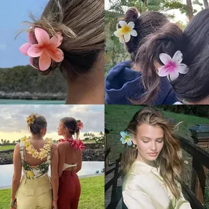 Tropische Frangipani Haarklammern für Damen in verschiedenen sommerlichen Farbverläufen