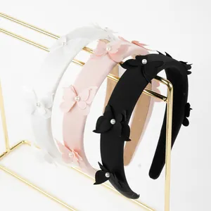 Set de tres diademas de esponja con mariposas 3D y perlas en blanco rosa y negro mate