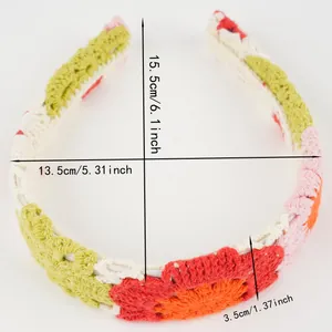 Detailed size chart showing dimensions for a handmade floral knit headband