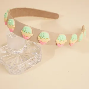 Süßer beiger Haarreif mit bunten 3D-Eiscreme-Anhängern aus Harz für Mädchen