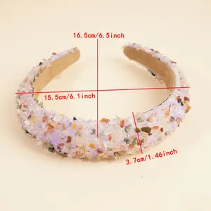 Dimensions du serre-tête baroque montrant 16,5 cm de long et 3,7 cm de large en détail