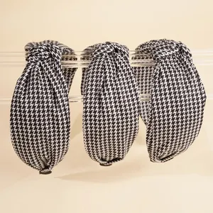 Lot de trois serre-têtes larges à motif pied-de-poule noir et blanc avec nœud