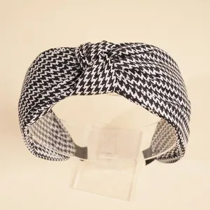 Serre-tête large style français à motif pied-de-poule noir et blanc avec nœud élégant