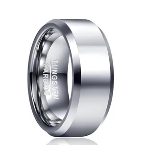 Anillo de carburo de tungsteno pulido con bordes biselados minimalistas para hombre y mujer