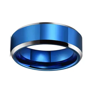 Anillo de tungsteno para hombre con centro azul eléctrico y bordes de plata pulida