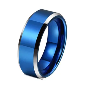 Anillo de acero de tungsteno pulido azul y plata para hombre con bordes biselados