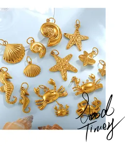 Polierte goldene Edelstahl-Meeresanhänger mit Seestern- und Muschelmotiven
